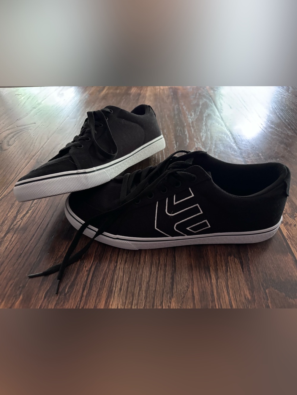 Men's Etnies Black Canvas Lace-Up Sneakers
